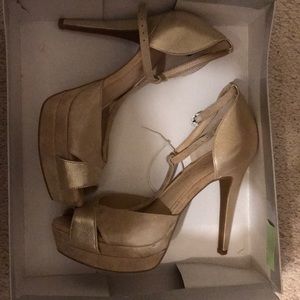 Brand new Jessica Simpson heels